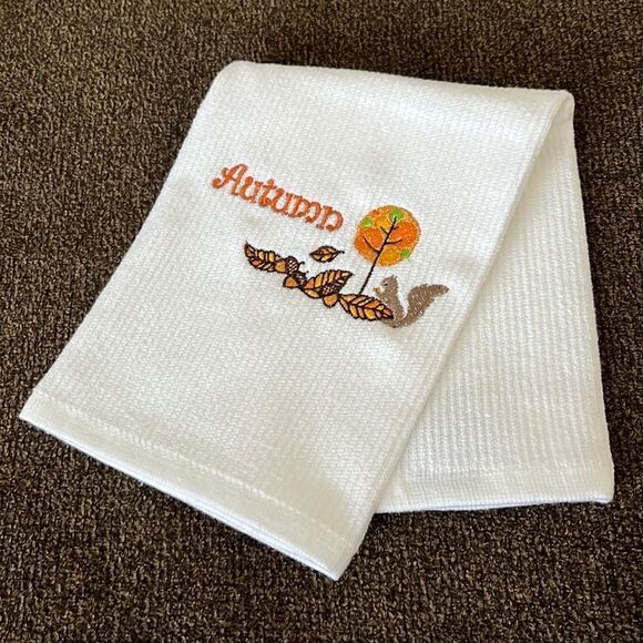 Autumn Custom Embroidered White Cotton Barmop Towel - Picture 4 of 8